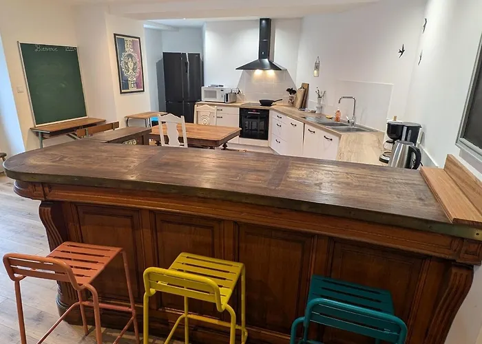 Ferienhaus Grande Maison De Bourg Au Bord De La Riviere La Seguiniere