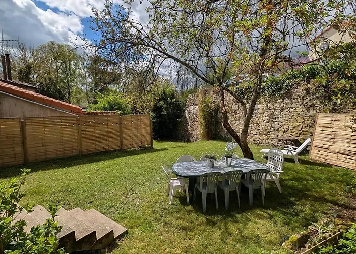 Grande Maison De Bourg Au Bord De La Riviere Дом отдыха